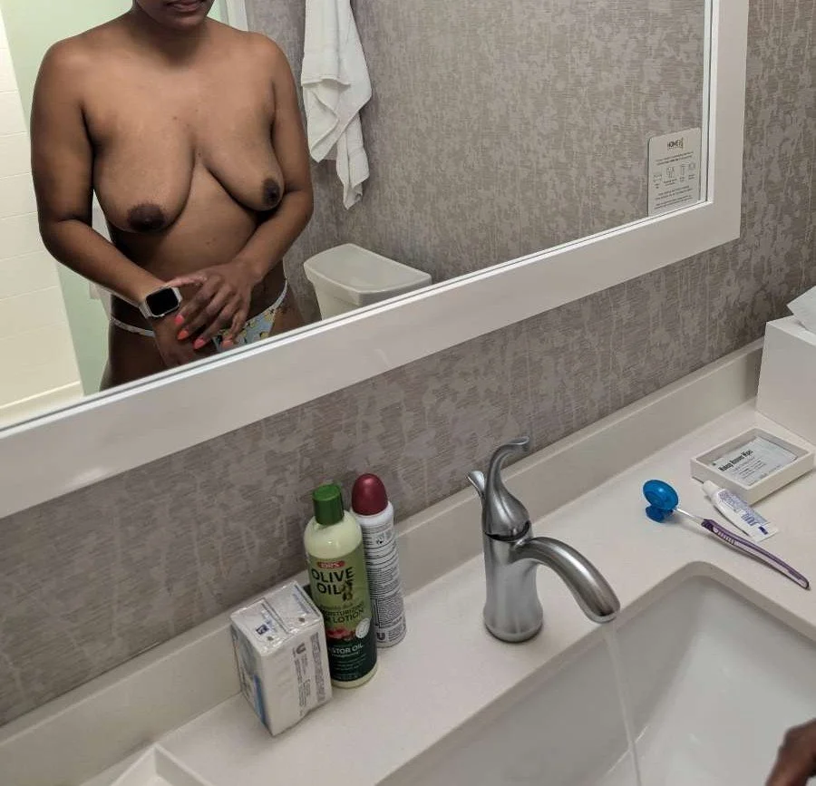 Black slut showing off to her coworker. And now for all to see image 46