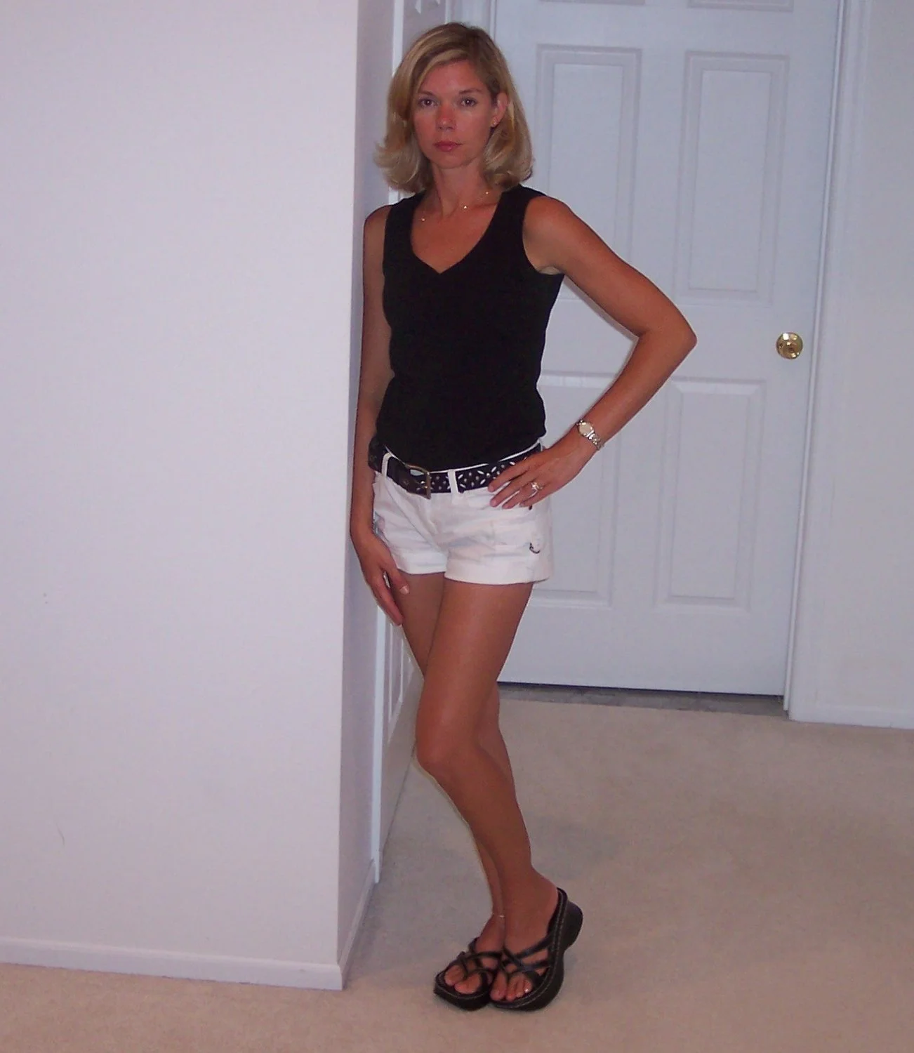 soccer mom with hairy pussy likes black cock image 3