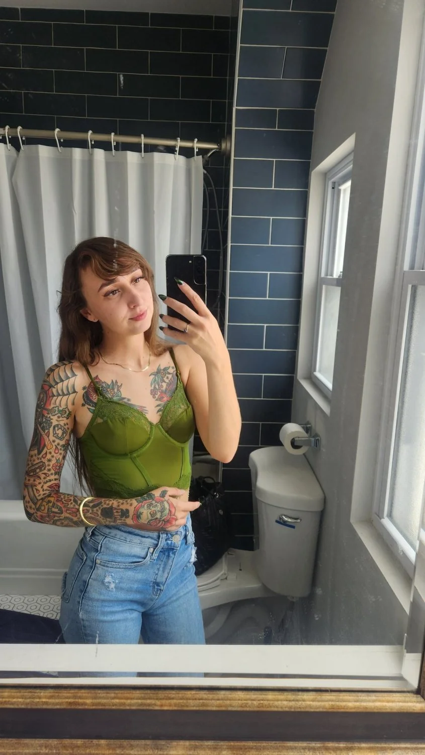 Ela mama gostoso demais image 2