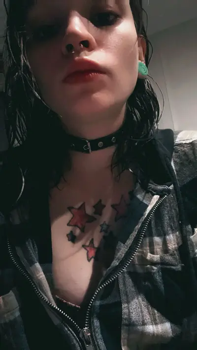Who would you want me or bell delphine cover image