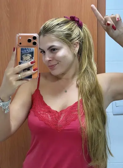 Suenia Emilly loira gostosa do instagram cover image