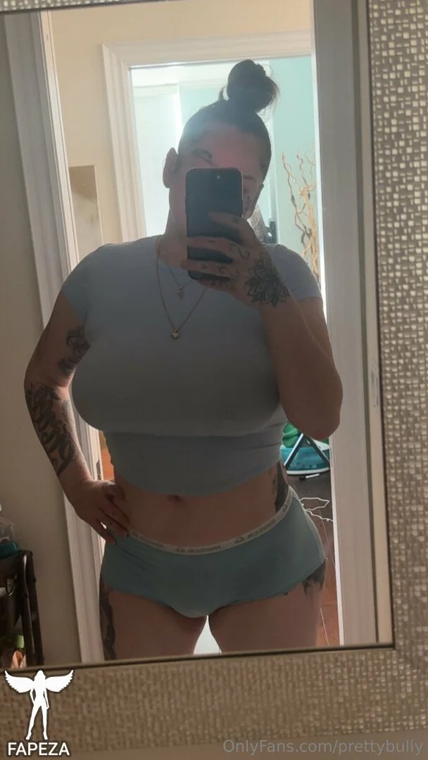 Thick Vanilla Hood Rat image 31