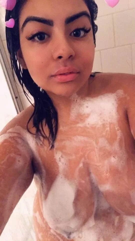Lupita gordibuena Pt1 image 15