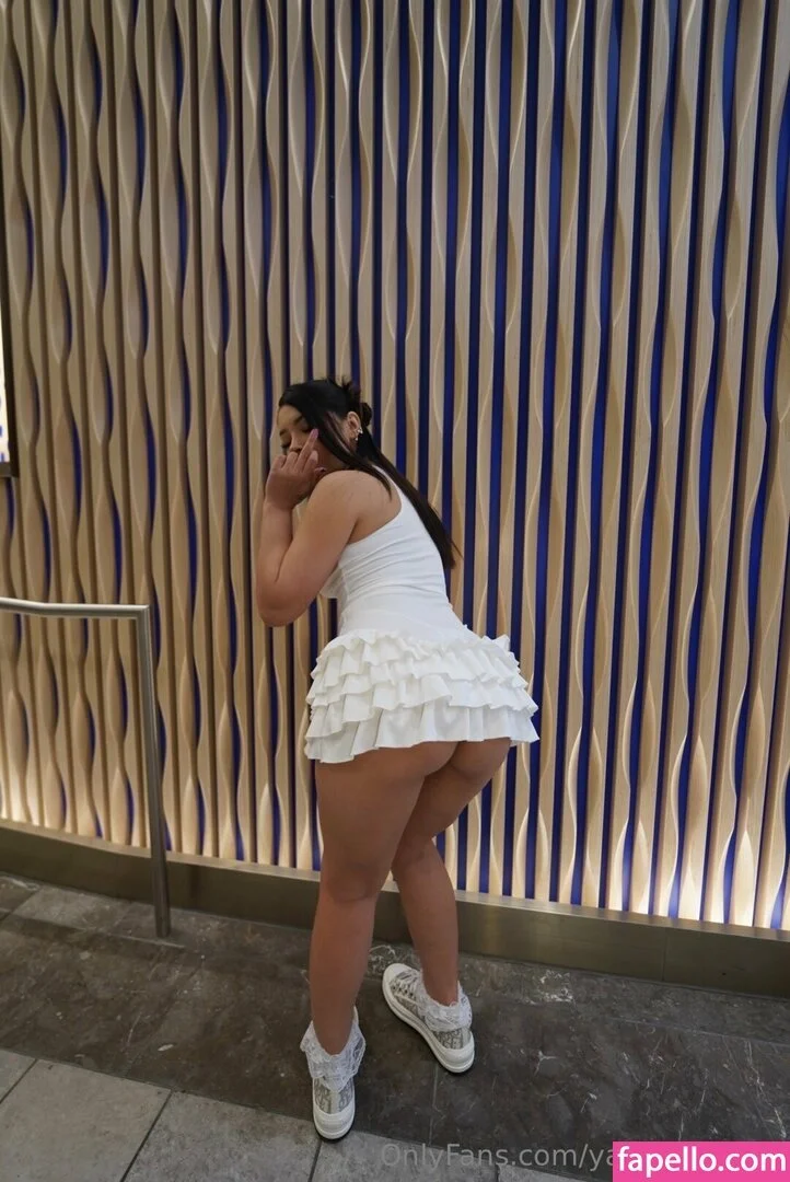 Aren't Latinas the Best? image 5