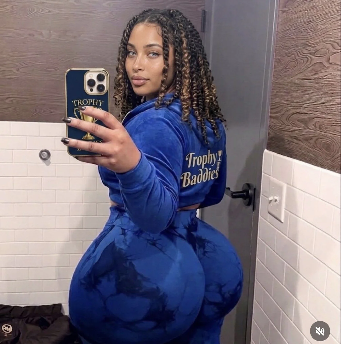 100 shots!!! 💯🍑 image 10