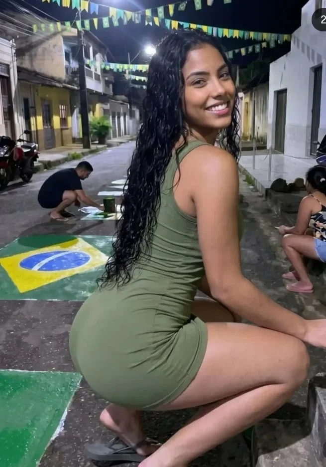 Yasmin putona carioca vende conteúdo image 3