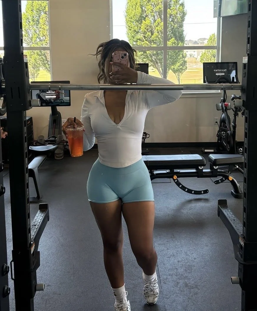 Fine Latina Gym Rat image 4