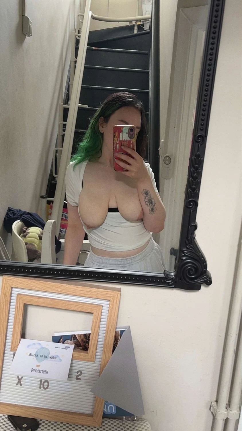 Nothing quite like an alt milf Hotwife 🥵 image 6