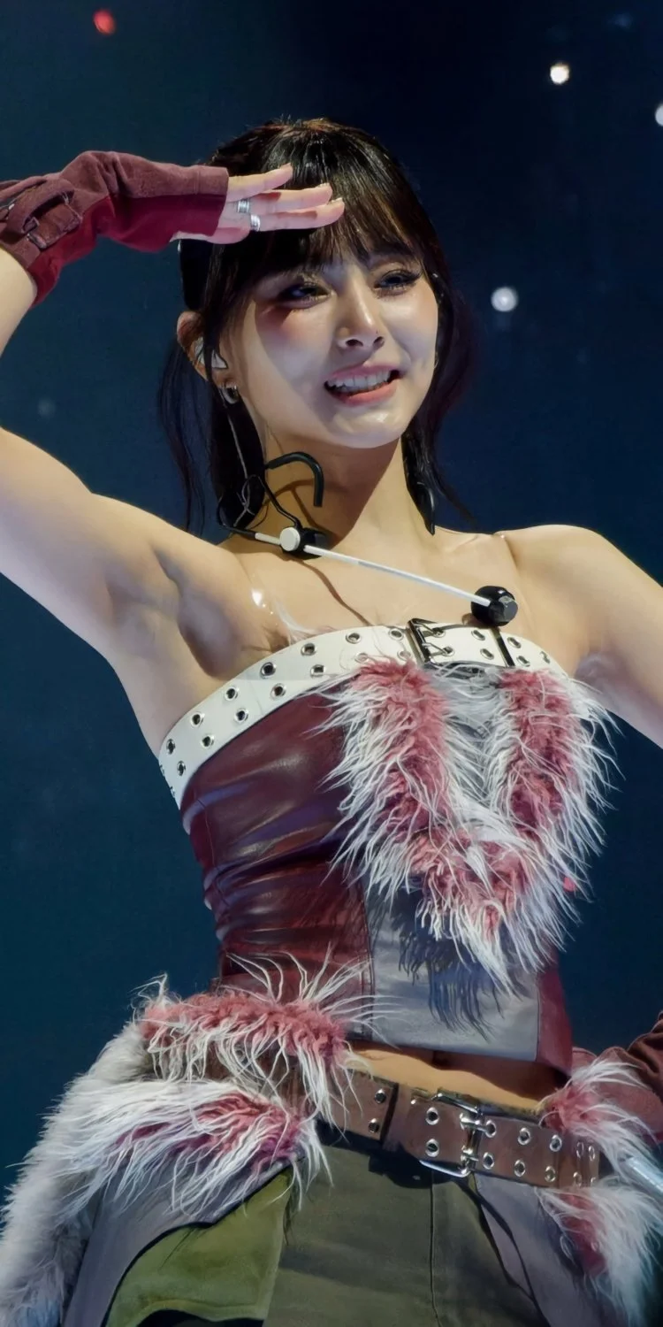 Tzuyu (Twice) Pictures 21 image 33