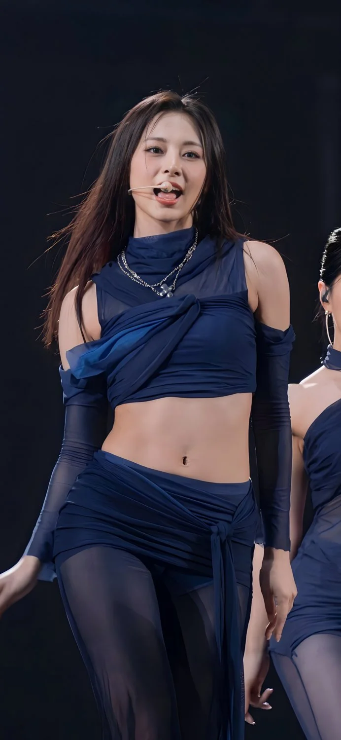 Tzuyu (Twice) Pictures 21 image 7