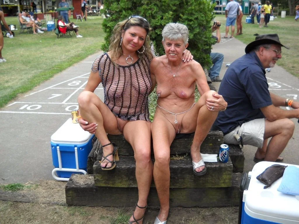 Amateur wifes image 8