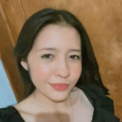 Daniela la puta humillada, humillenla más en comentarios cover image