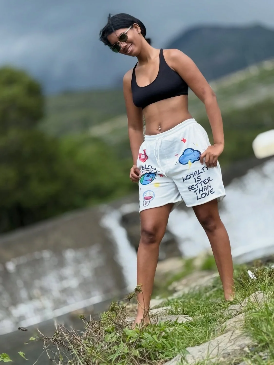 Nahomy Raquel Santos Sexy image 23