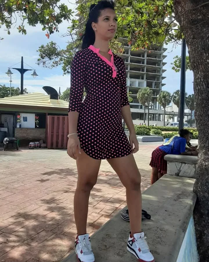 Nahomy Raquel Santos Sexy image 30
