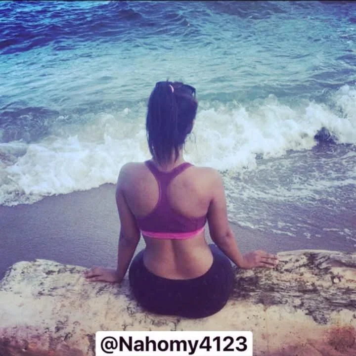 Nahomy Raquel Santos Sexy image 4