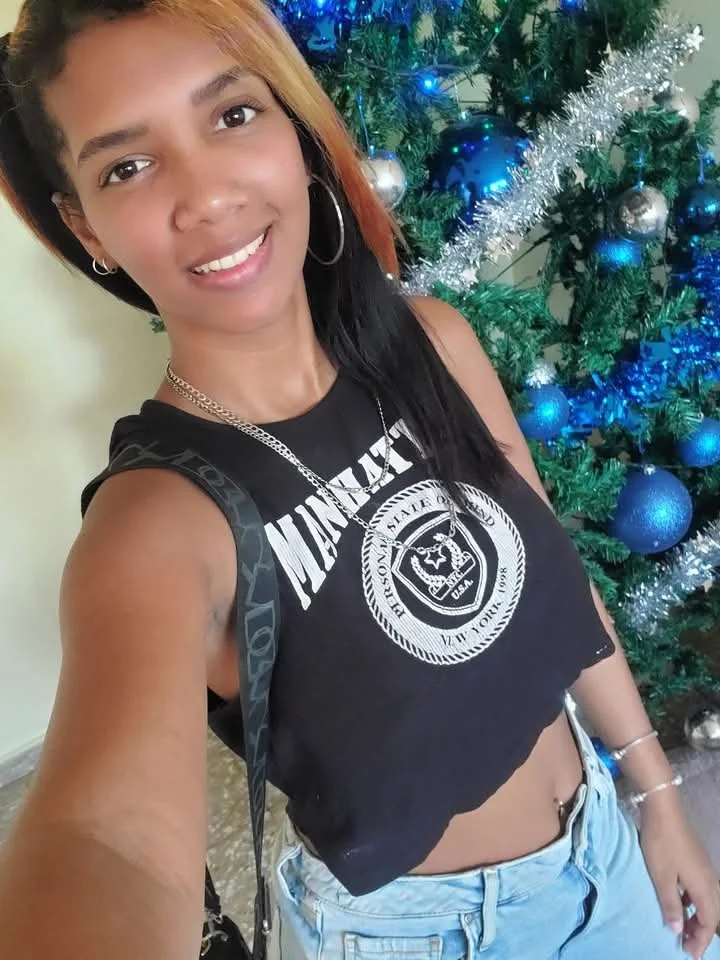Nahomy Raquel Santos Sexy image 49