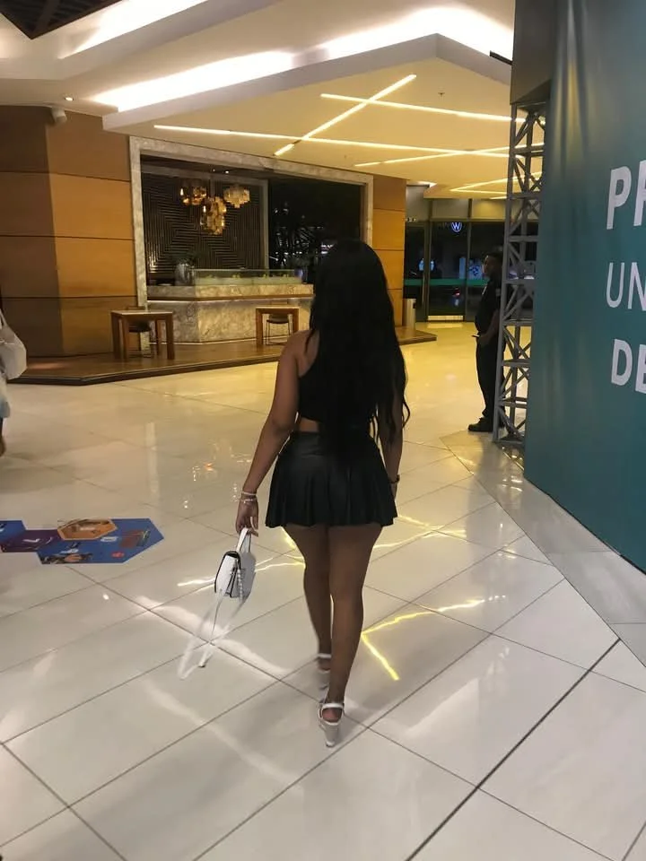 Nahomy Raquel Santos Sexy image 7