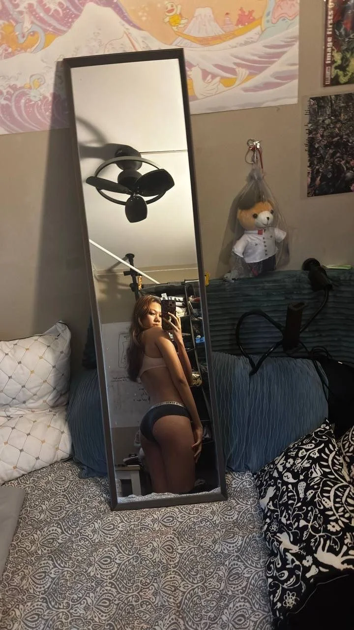 SG ABG XMM Slut Leaked image 17