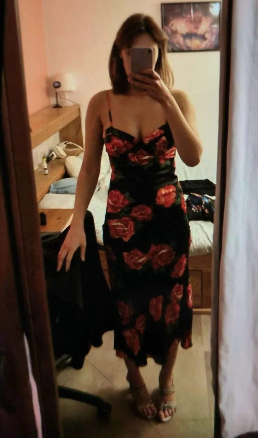 French College Whore Showing Her Fat Ass image 10