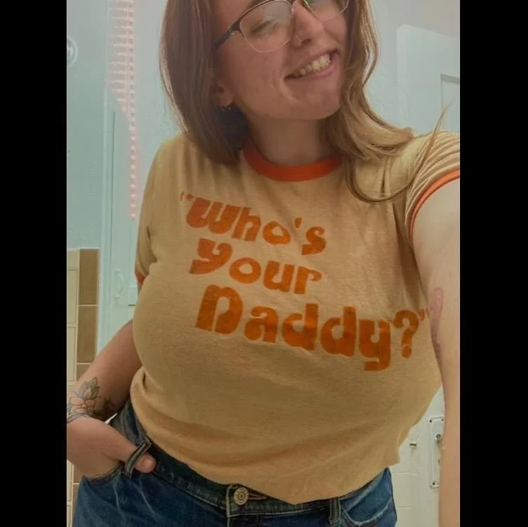 Ohio PAWG MILF 💦🥵 message if yk her ;) image 3