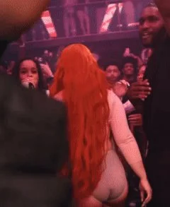 Ice Spice 🍑 image 3