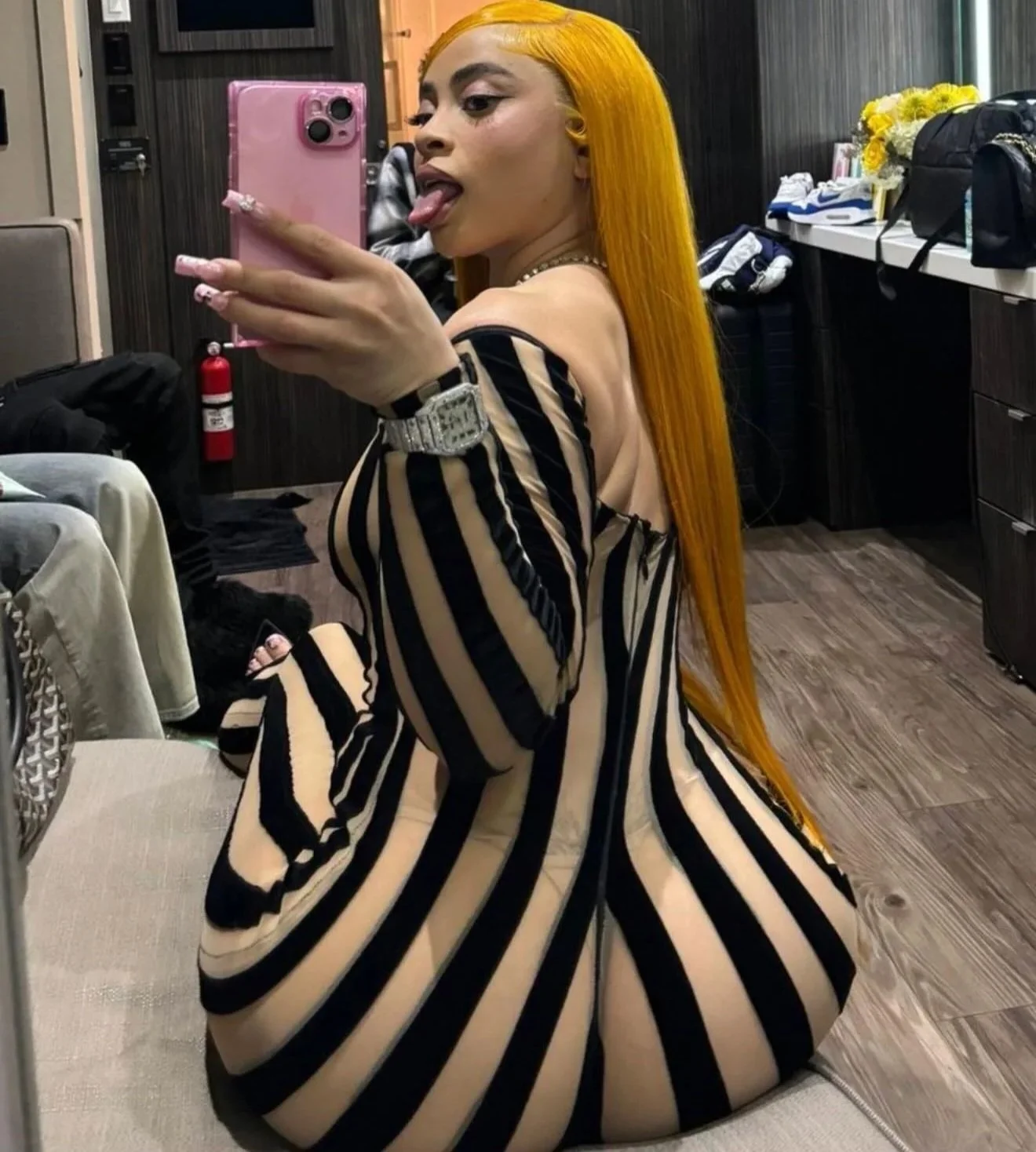 Ice Spice 🍑 image 8