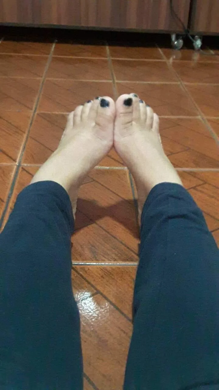 Pezinhos Novinha Pretinha image 3