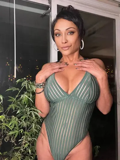 What can you say about my milf body? cover image
