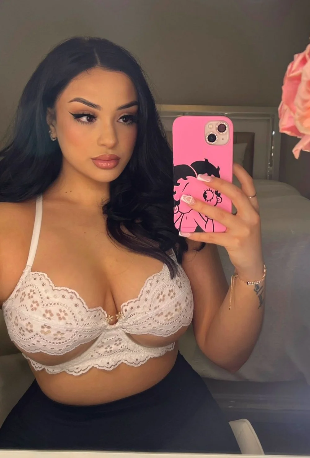 My sisters thick irl latina friend loves teasing her body for strangers on the internet image 48