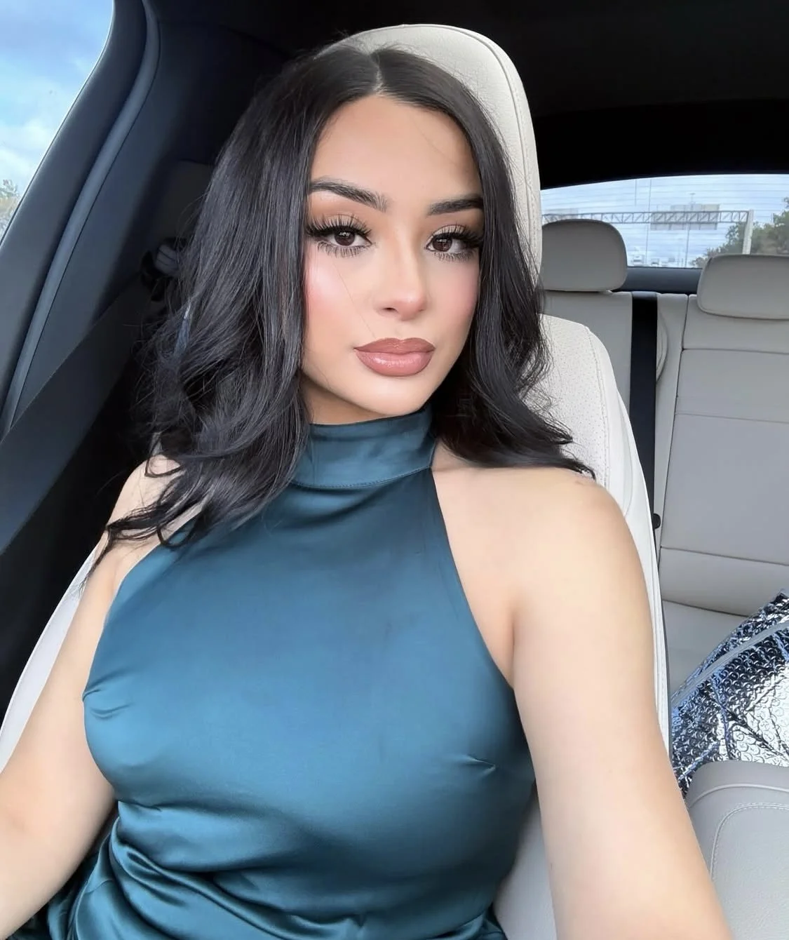 My sisters thick irl latina friend loves teasing her body for strangers on the internet image 6
