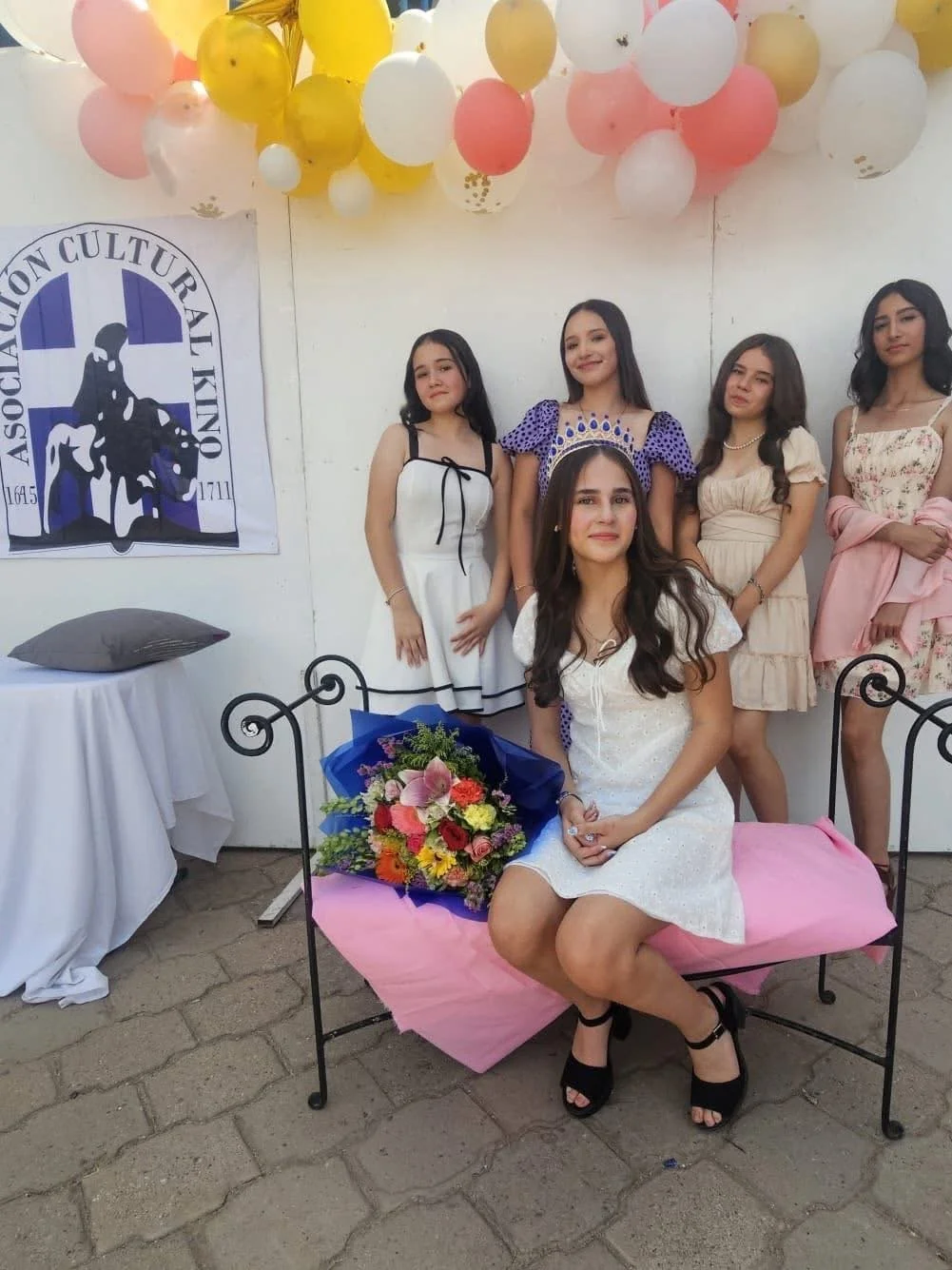 Hermosos pies de colegiala image 21