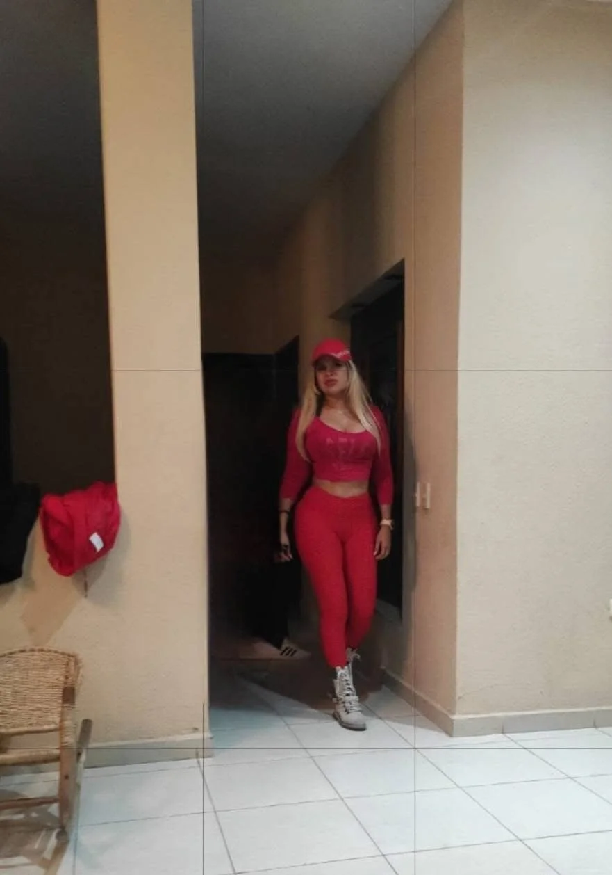 MILF REGIA CULONA TETONA image 23