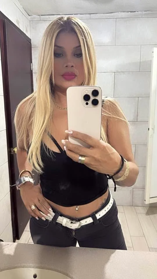 MILF REGIA CULONA TETONA image 29
