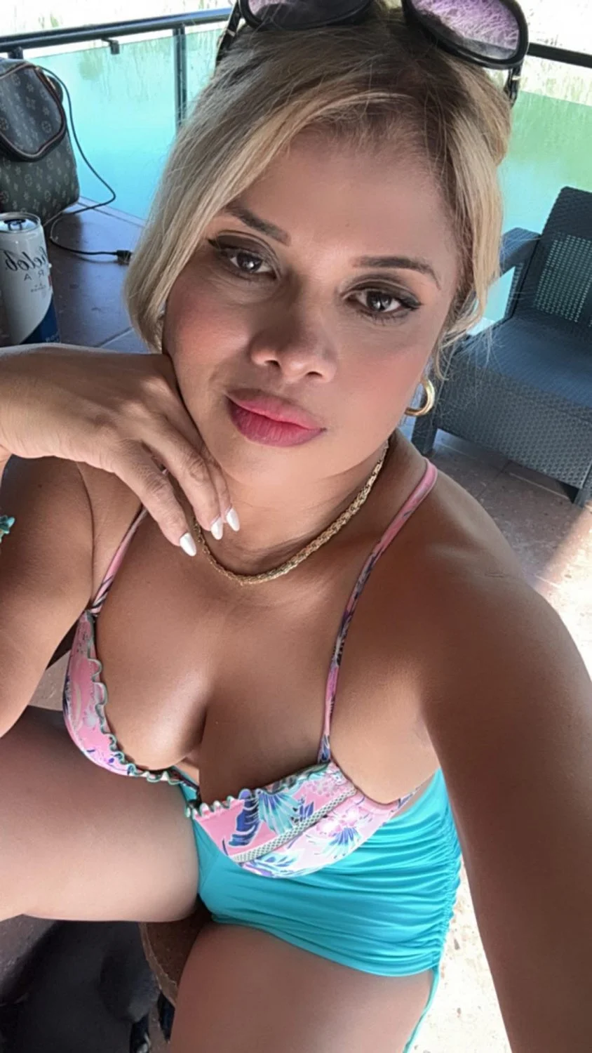 MILF REGIA CULONA TETONA image 32