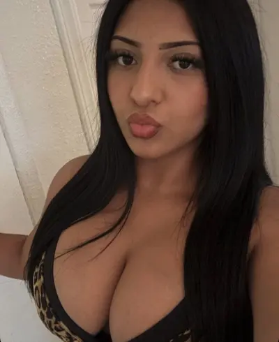 Latina mami slut showing off her big tits and sexy body cover image
