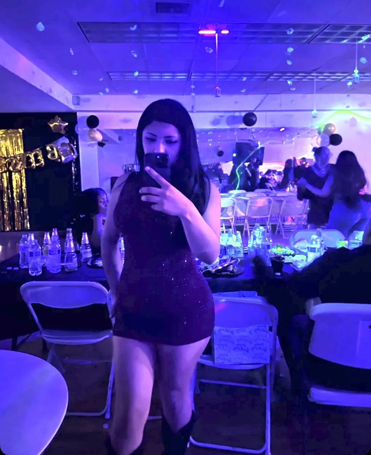 Latina mami slut showing off her big tits and sexy body image 6