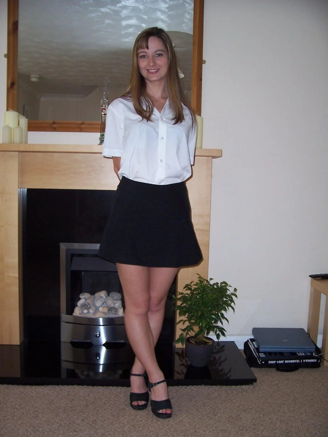 Fit Vintage slut shows off image 22