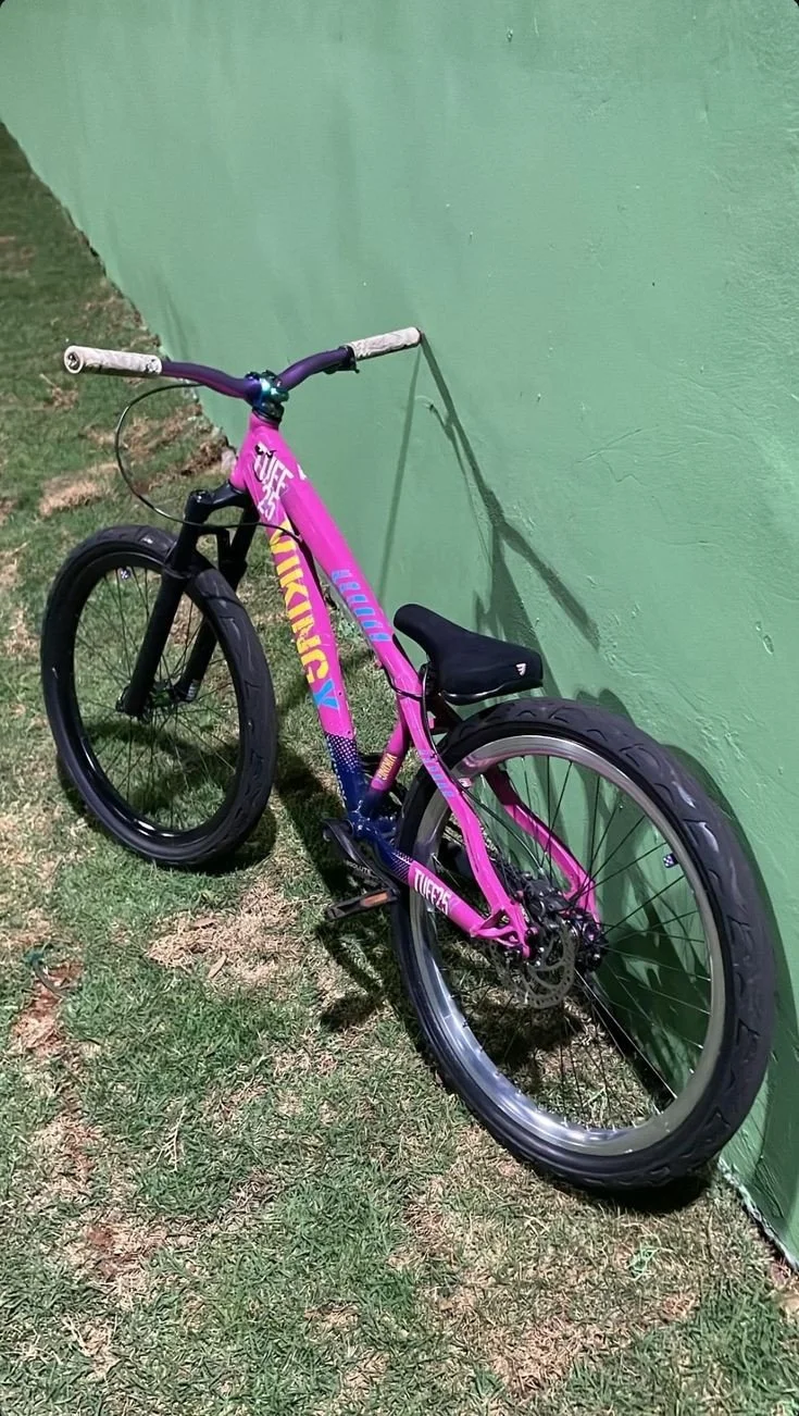 Essa tá mídia n tá n rapaziada c loco aí compensa main image