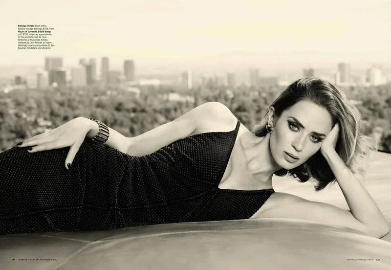 Emily Blunt🇬🇧 image 13