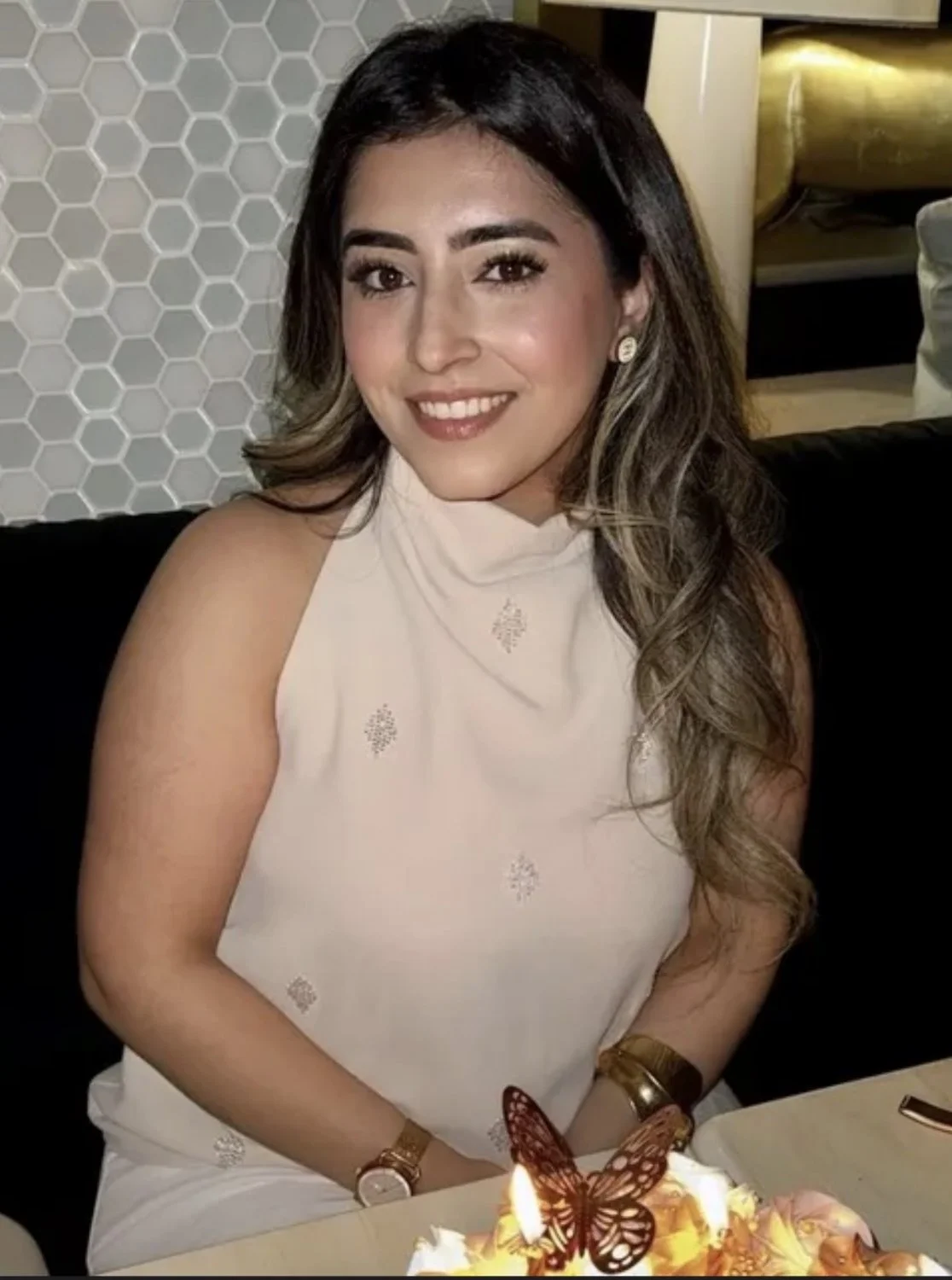sexy thick indian sanya image 9
