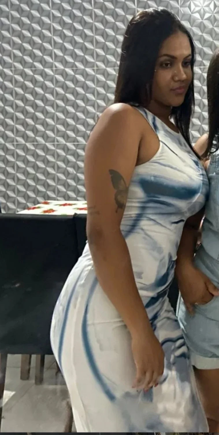 corno assume que gosta de chupar esposa depois que gozem dentro dela image 6