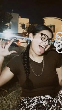 Manden un video jalandosela y les paso mas image 2