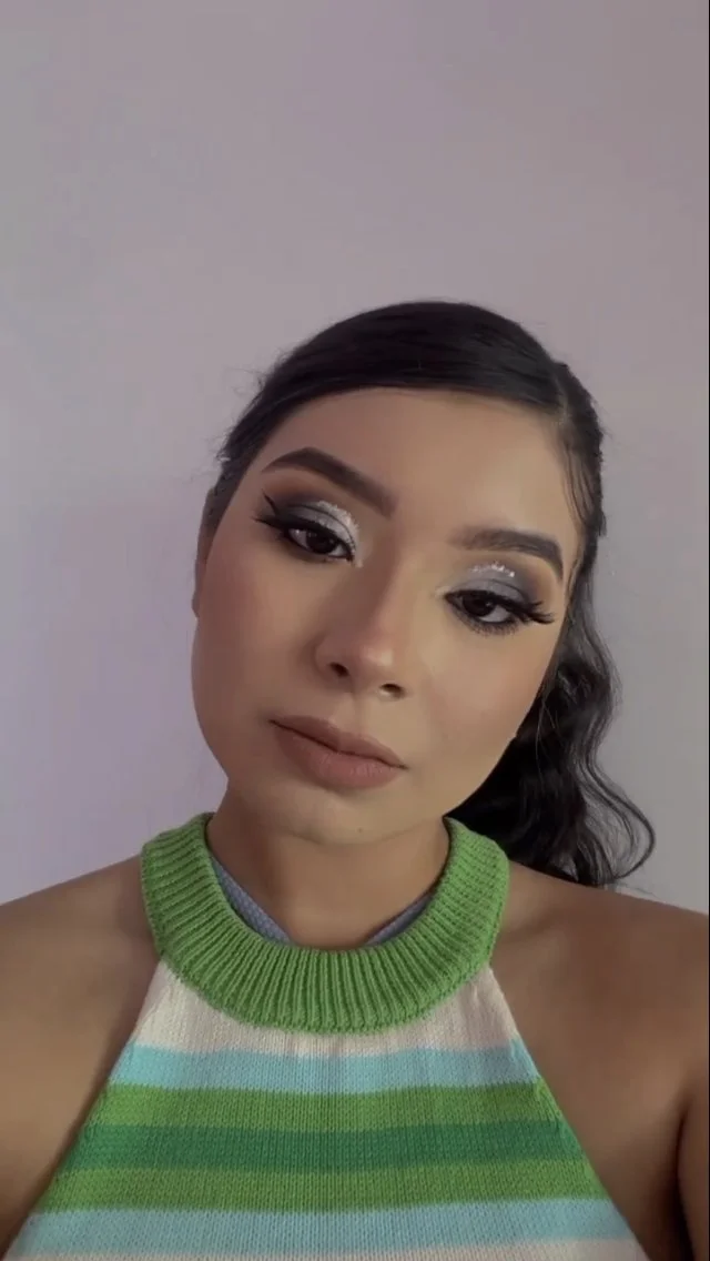 Manden un video jalandosela y les paso mas image 6