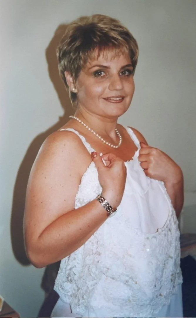 Busty wife submitted image 6