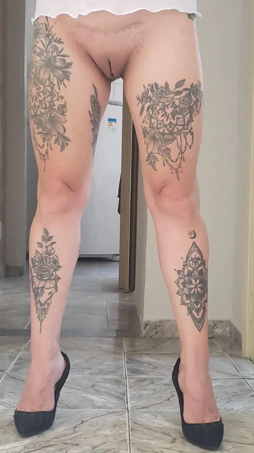 Coroa tatuada adora dar o cu é a xoxota image 10