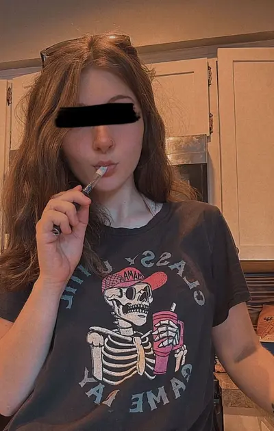 Sexy leaked kik slut cover image