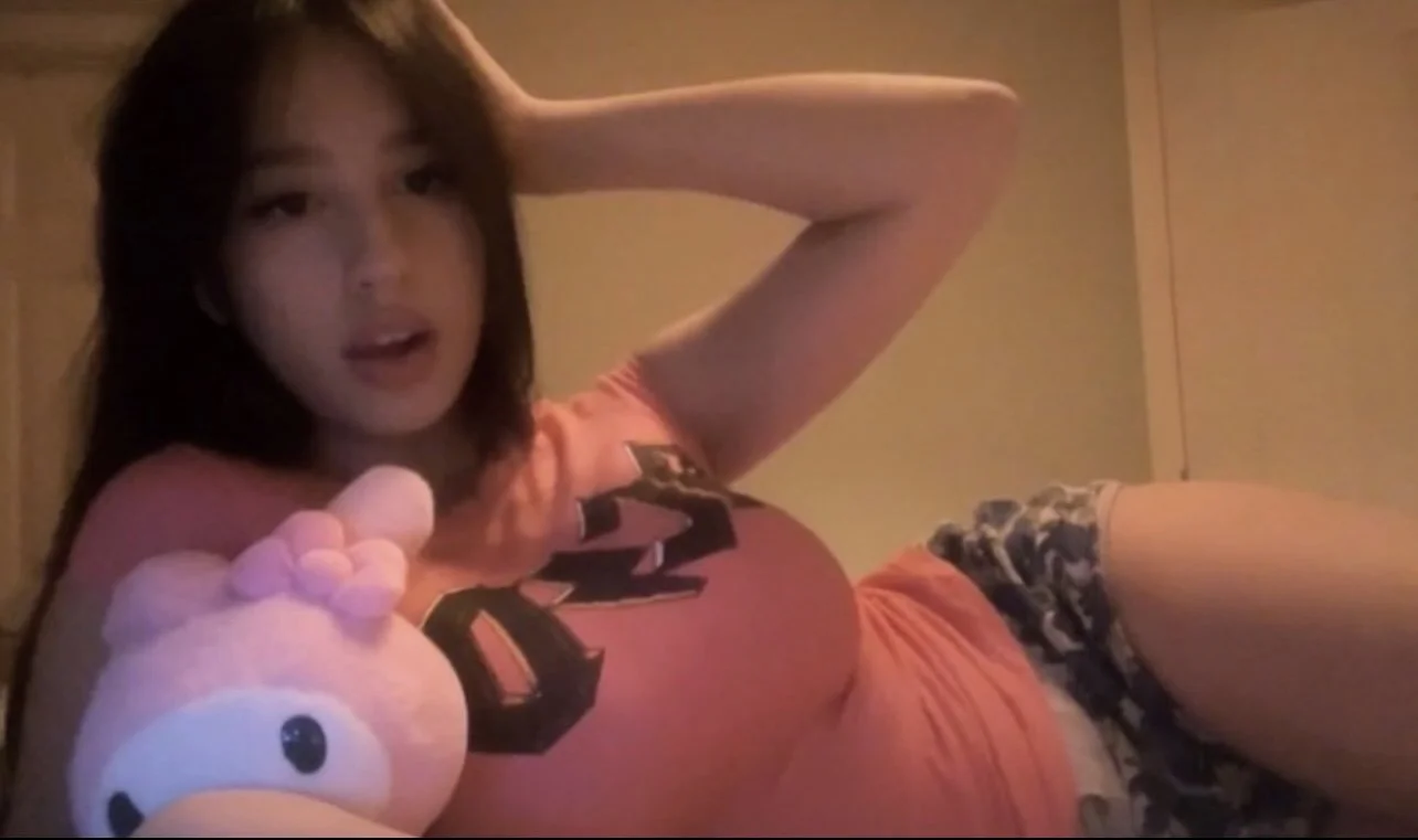 Izzie is a perfect slut main image