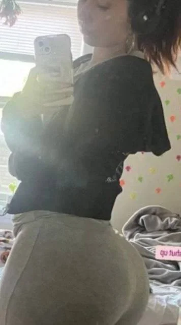 Aliss Goth PAWG with insane ass image 7