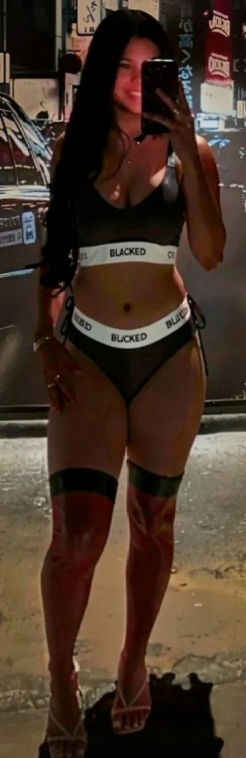 Irl aurea blacked image 7