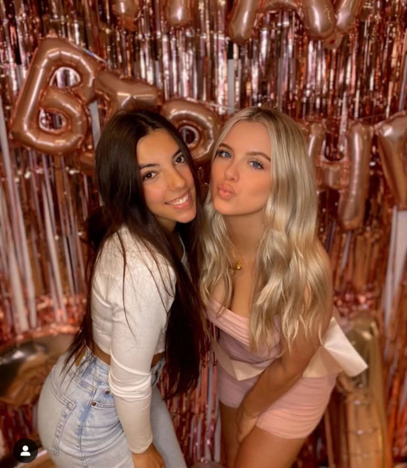 Slut sisters Karly and Bri kik appexasian for the same treatment image 15